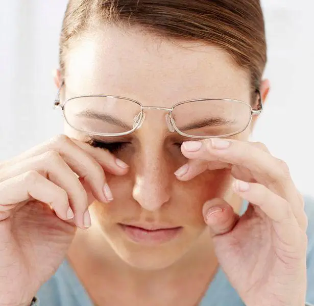 Dry Eye Syndrome: Staring at a screen can ‘change your eyes’*